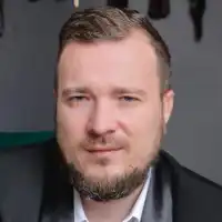 Назаров Виктор