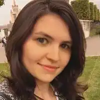 Шарова София